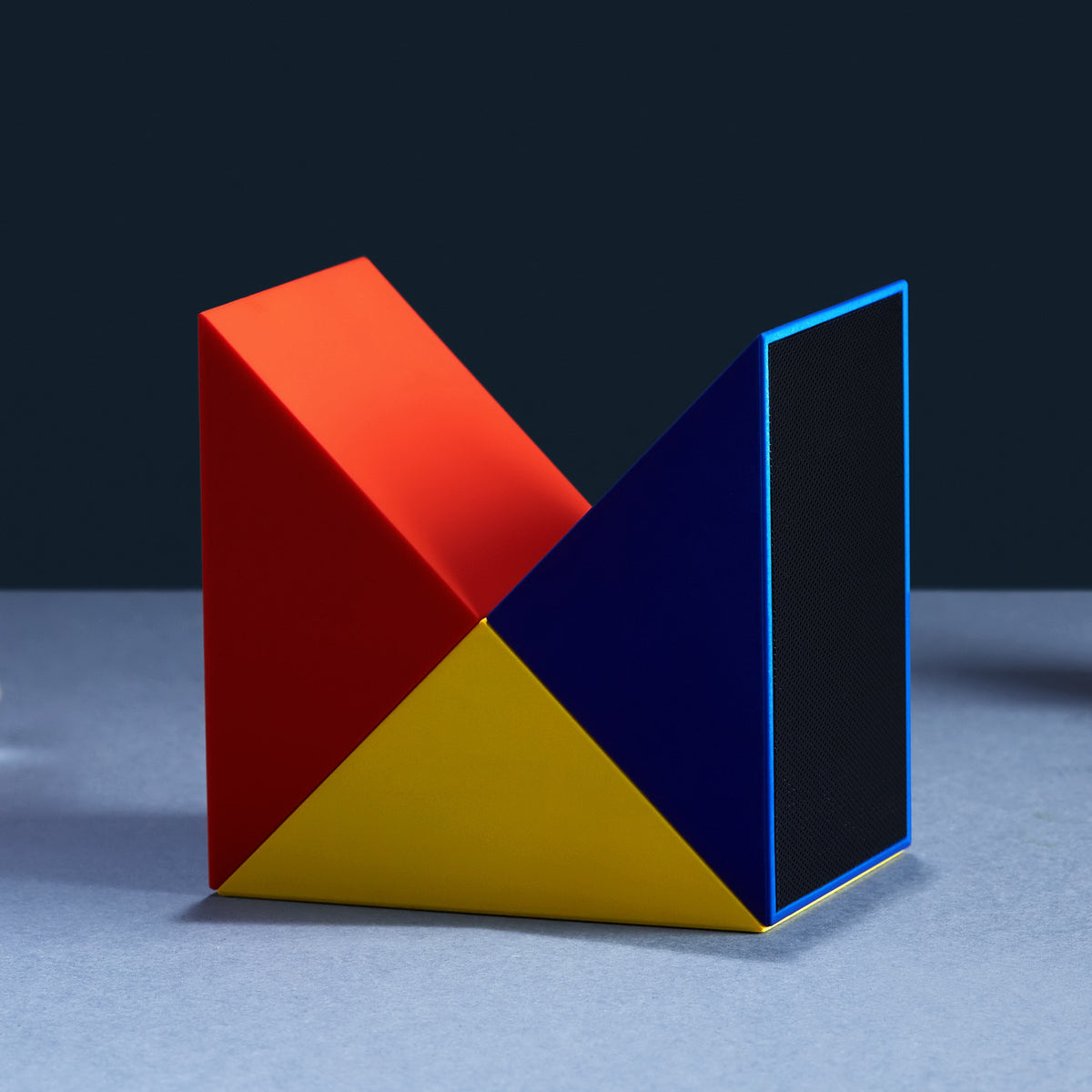 變形旋轉獨特設計藍芽喇叭